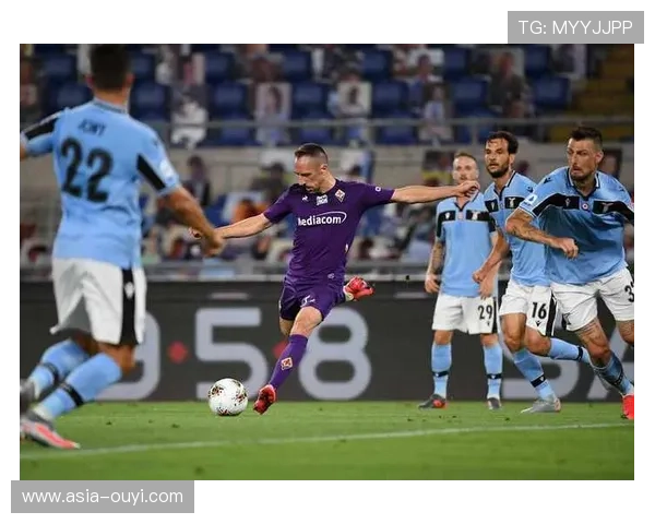 西甲欧战资格争夺：八支球队分差在8分之内